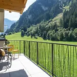 Апарт-готель Gaestehaus Schneeberger