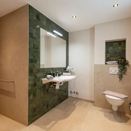 Gaestehaus Schneeberger 公寓式酒店 迈尔霍芬