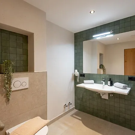 Gaestehaus Schneeberger 迈尔霍芬