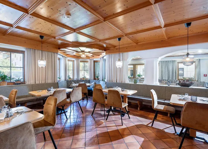 Gaestehaus Schneeberger Hotel apartamentowy 3*