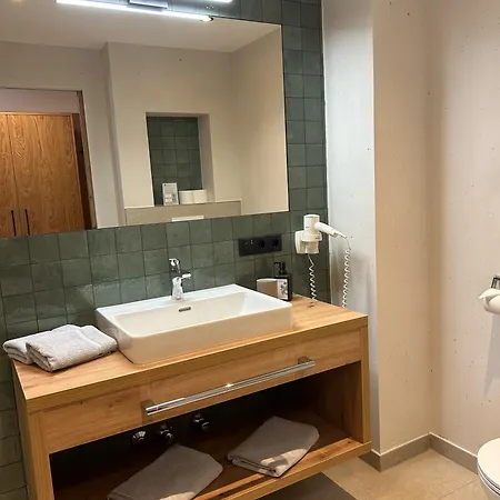 Aparthotel Gaestehaus Schneeberger Mayrhofen